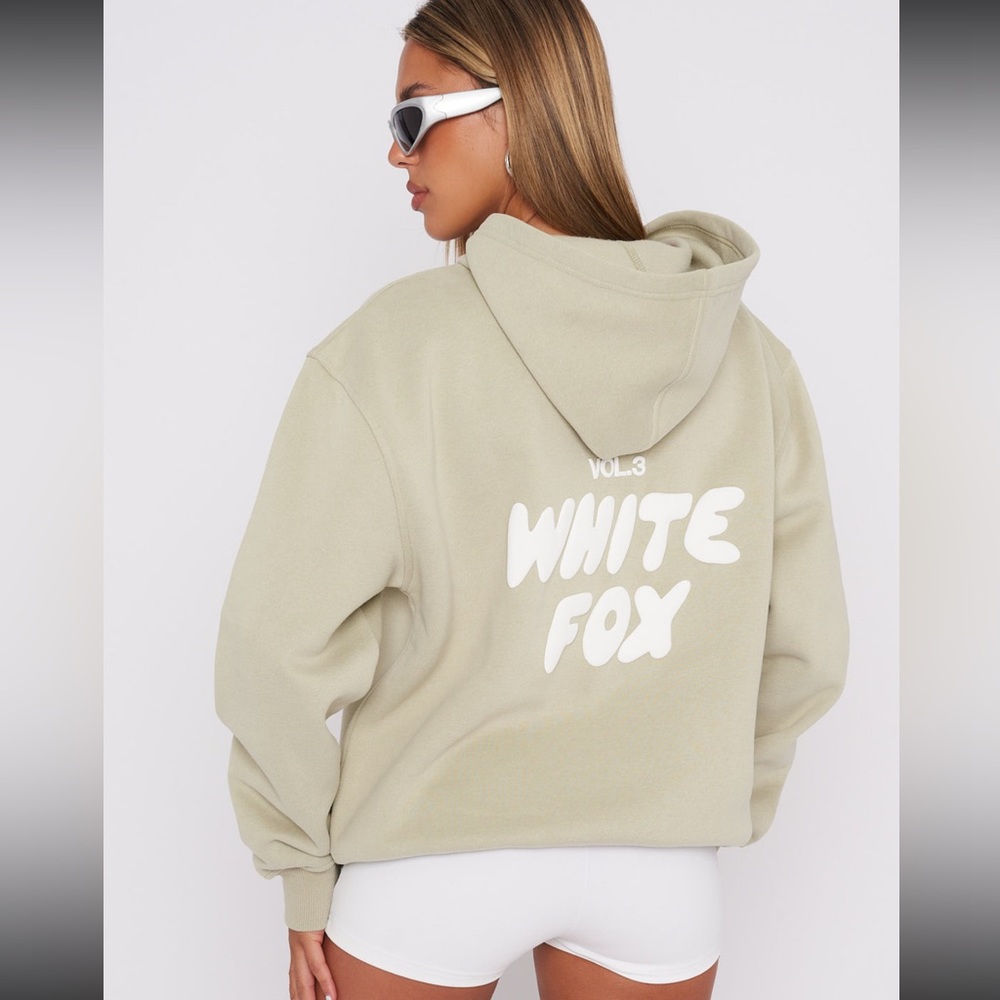 Offstage Moss Hoodie - WhiteFox Boutique